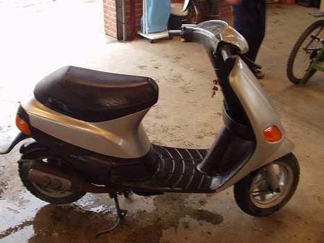 Piaggio zip billede 2