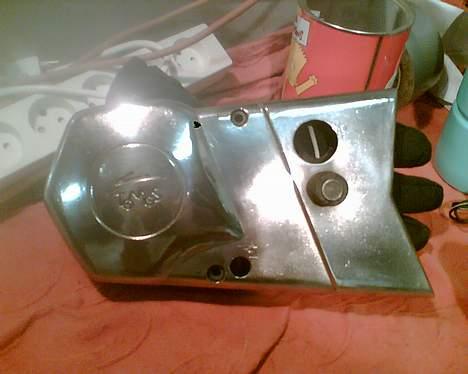 Tomos Cross (Racer Edition) - Højglanspoleret kickstarter skjold billede 3