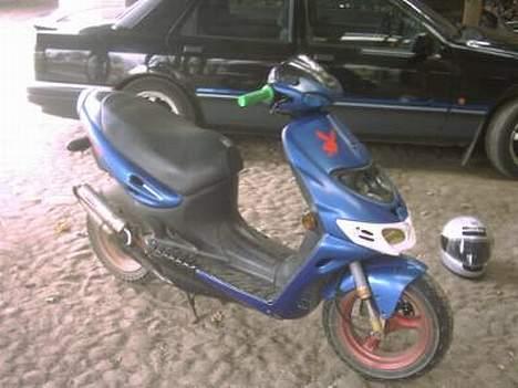 Suzuki Katana LC Total skadet billede 2