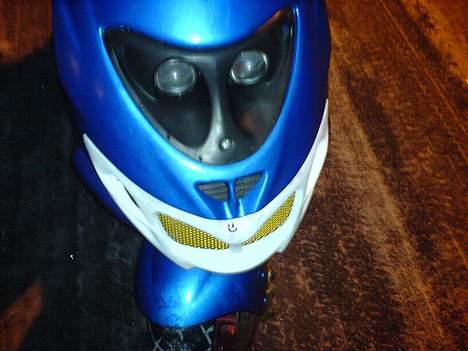 Suzuki Katana LC Total skadet - Lækker snude hva ;) billede 5