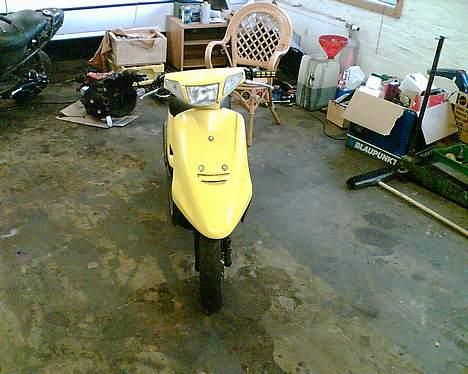 Yamaha Jog > Solgt < billede 3