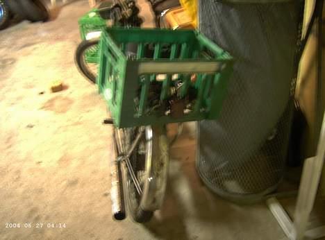 Puch Maxi K Solgt - den gejle baglygte i mælkekassen. Plejer normalt og være fyldt med øl :) billede 2