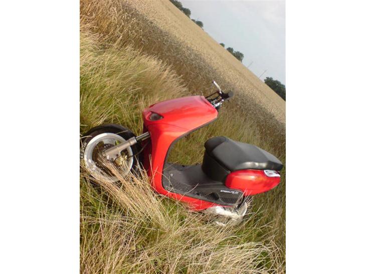 {{currentPhoto.altText}} billede {{currentPhoto.number}}