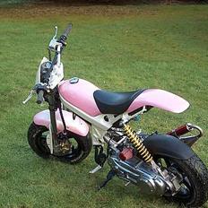 Suzuki Street Magic Solgt