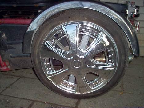 Puch trilette *solgt* - Jeg har sat dem fast i den inderste spinner så det er hele det yderste der drejer rundt.. billede 4