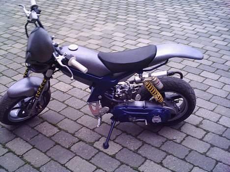 Suzuki Street magic (SOLGT) billede 1