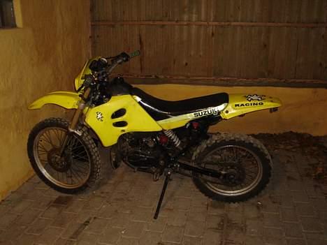Suzuki RMX (solgt) - er hun ikk smuk? billede 4