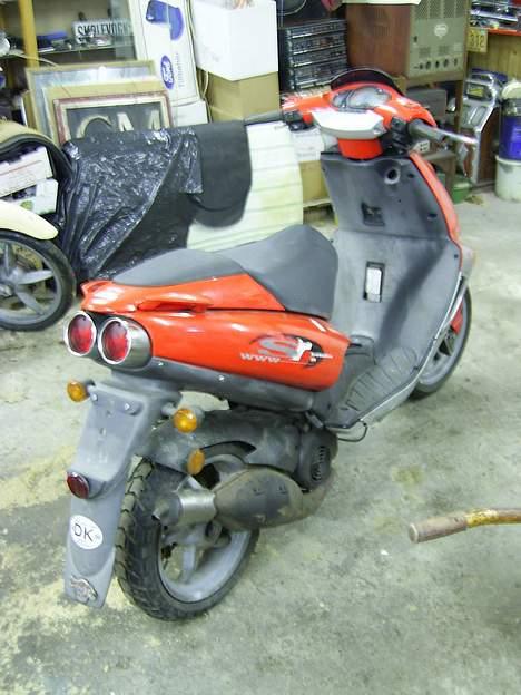 Aprilia SR50 WWW (AC & SD) billede 2