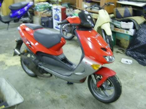 Aprilia SR50 WWW (AC & SD) billede 4