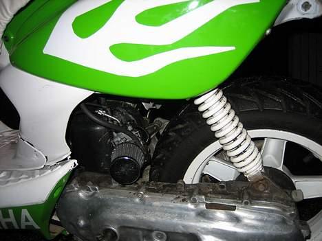 Yamaha Spy - Solgt :( - Det gamle luftfilter, der sidder nu et Stage 6 blå skumfilter billede 9