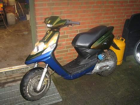 Yamaha bws'ng til salg - Alle disse skjolde er til salg! + forgaffel og fælge billede 2