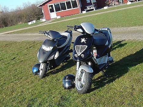 Piaggio NRG mc3 - Lånt af tidligere ejer!! Men sådan købte jeg den. :) Den var fin, også dengang. billede 19