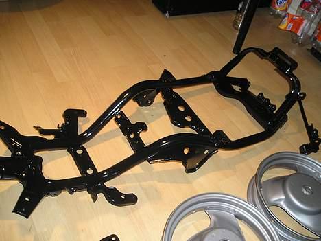 Yamaha jog f - ny malet stel billede 13