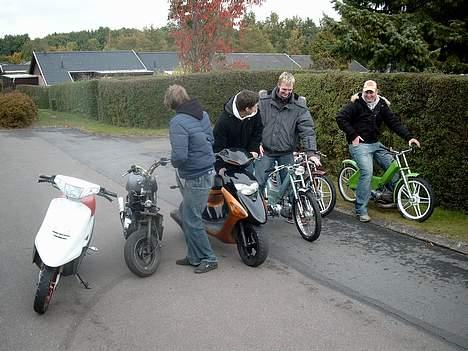 Yamaha Jog AS (Solgt) - all the boys in tha hood billede 12