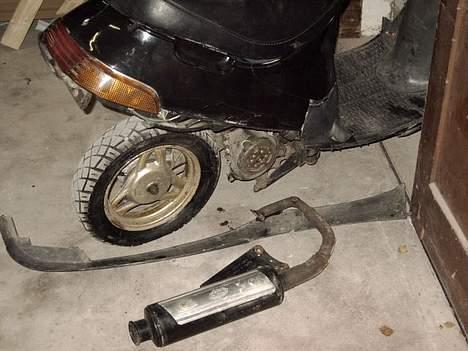 PGO ==Comet solgt billede 2