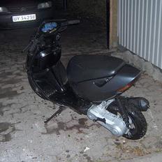 Aprilia Sonic ( SOLGT )