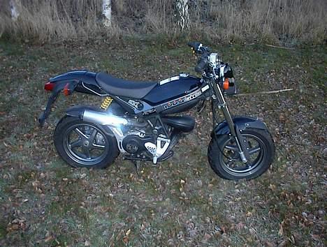 Suzuki Street Magic " SOLGT " - Perfekt stand.. Helt standard.. billede 1