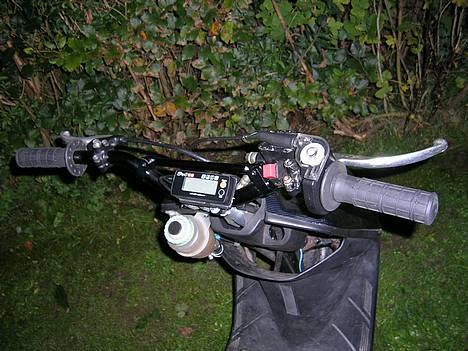 Yamaha Jog LC carbon teamspeed billede 5