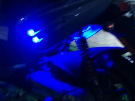 CPI Oliver City • BYTTET • - 2 dioder, fra siden. Og så to under billede 2