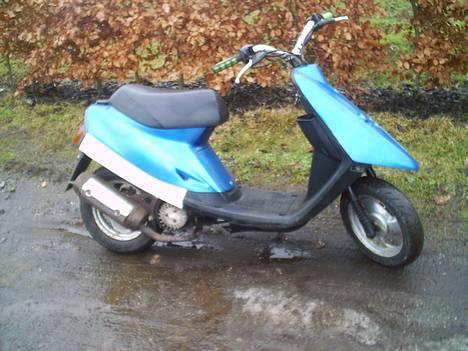 Yamaha Jog AS - Solgt - Bemærk. ´´Carbon´´ blæserskjoldet ikke er sat på. billede 1