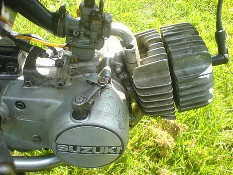 Suzuki Samurai SOLGT billede 2