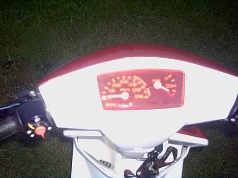 Yamaha Jog as Stjålet dusør give - nyt spedo meter glas.. som passer til skjoldene billede 13