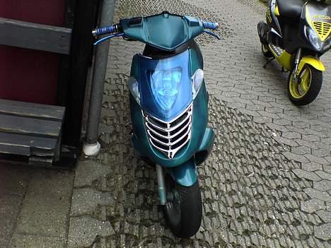 Aprilia Sonic SOLGT! billede 1