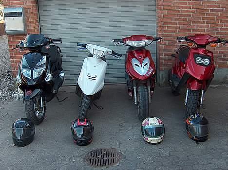 Yamaha jog (Solgt) - joggen sammen med p´s hot og dr fed og s´s silver billede 7