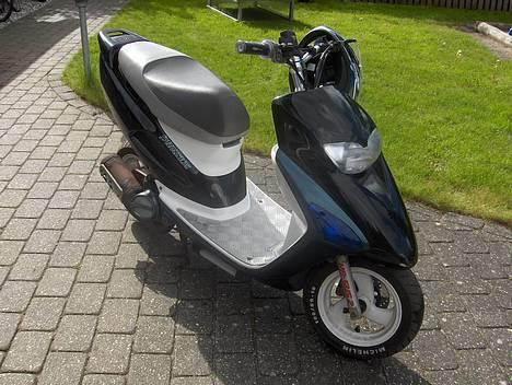 {{currentPhoto.altText}} billede {{currentPhoto.number}}