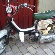 Suzuki fz50 Projekt sonic solgt