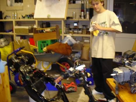 Gilera Stalker (projekt) - Er ked af i kun ser den i skildt tilstand, men tro mig.. når den bliver færdig.. er den et smukt syn billede 1
