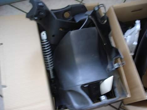 Gilera Stalker (projekt) - lige lidt flere billeder af skjoldene og alt det andet der skal males billede 12