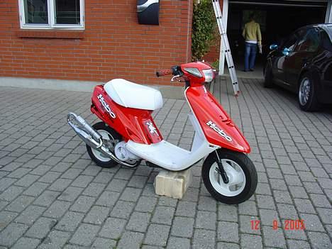 Yamaha Jog AS "Rødhætte" billede 2