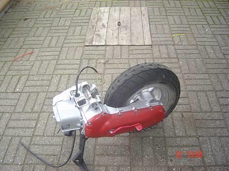 Aprilia Rally [Solgt] - blokken billede 2