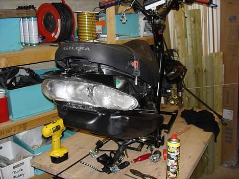Gilera Stalker (projekt) - hehe... anden side... ser godt ud ikke... der er blevet sat en fartbrgrænser på i tilfælde af at man skulle møde politiet billede 15