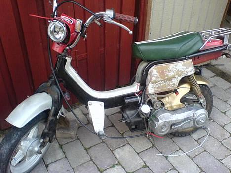 Suzuki fz50 Projekt sonic solgt billede 1