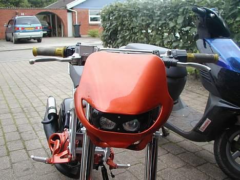 Suzuki street magic SOLGT - der kan man se de 4 dioder  billede 3