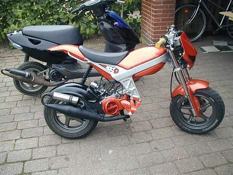 Suzuki street magic SOLGT billede 4
