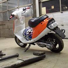 Yamaha JOG AS (Orange) solgt