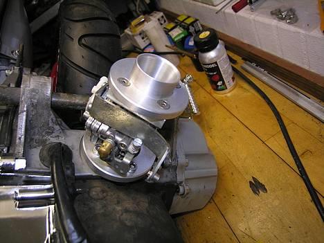 Aprilia Sonic - Minder fra gamle dage. Tillotson go-kart karburatoren. 7/8" med den bedste gasrespons! billede 15