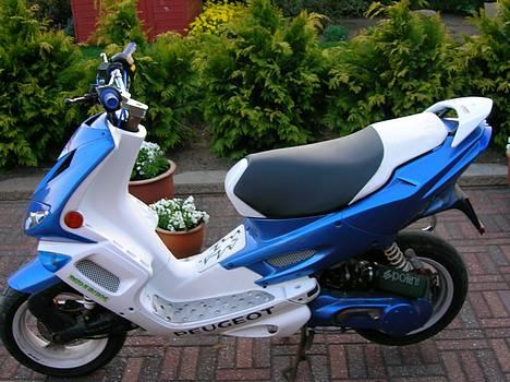 Peugeot speedfight 2 Solgt 9500kr billede 3