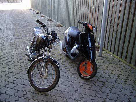 Suzuki samurai dm 50 solgt  - Min samurai og min jog ved siden af hinanden :) billede 8