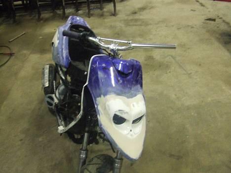 Yamaha BWS //Tribal Special - scooteren halvt samlet, forfra! billede 17