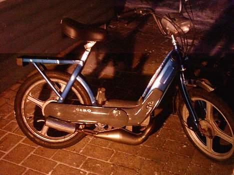 Vespa Ciao [SOLGT] <Hirtshals> - Ikk så go kvalitet =/ Dårligt Cam=P billede 2