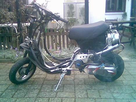 Yamaha jog playboy billede 3