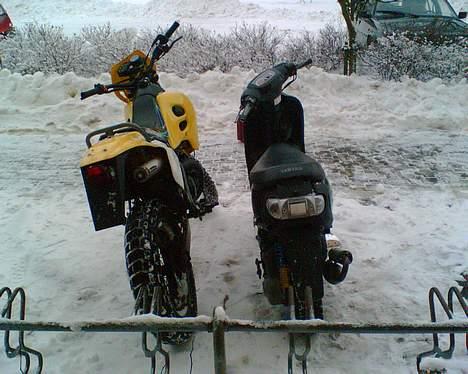 Suzuki SMX Hirtshals <'3  - Min fætter´s jog og min Suzuki Bagfra :D billede 5