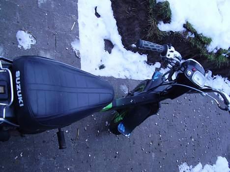 Suzuki fz50 SOLGT - Gammelt billede da den var grøn for neden billede 4
