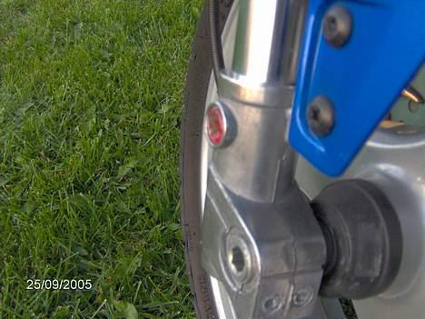 Piaggio NRG mc3 - blev bar skide pænt...hehe...autosol det duer bar billede 5