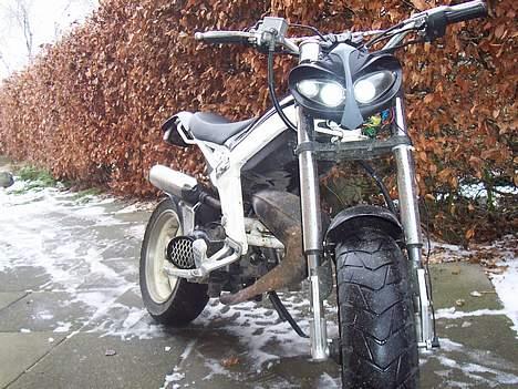 Suzuki street magic SOLGT billede 7