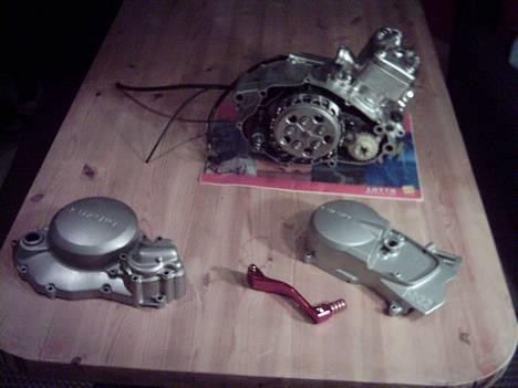 Suzuki smx solgt - min nye Metrakit.krumtap uhh den galme havde det ikke så godt  billede 13